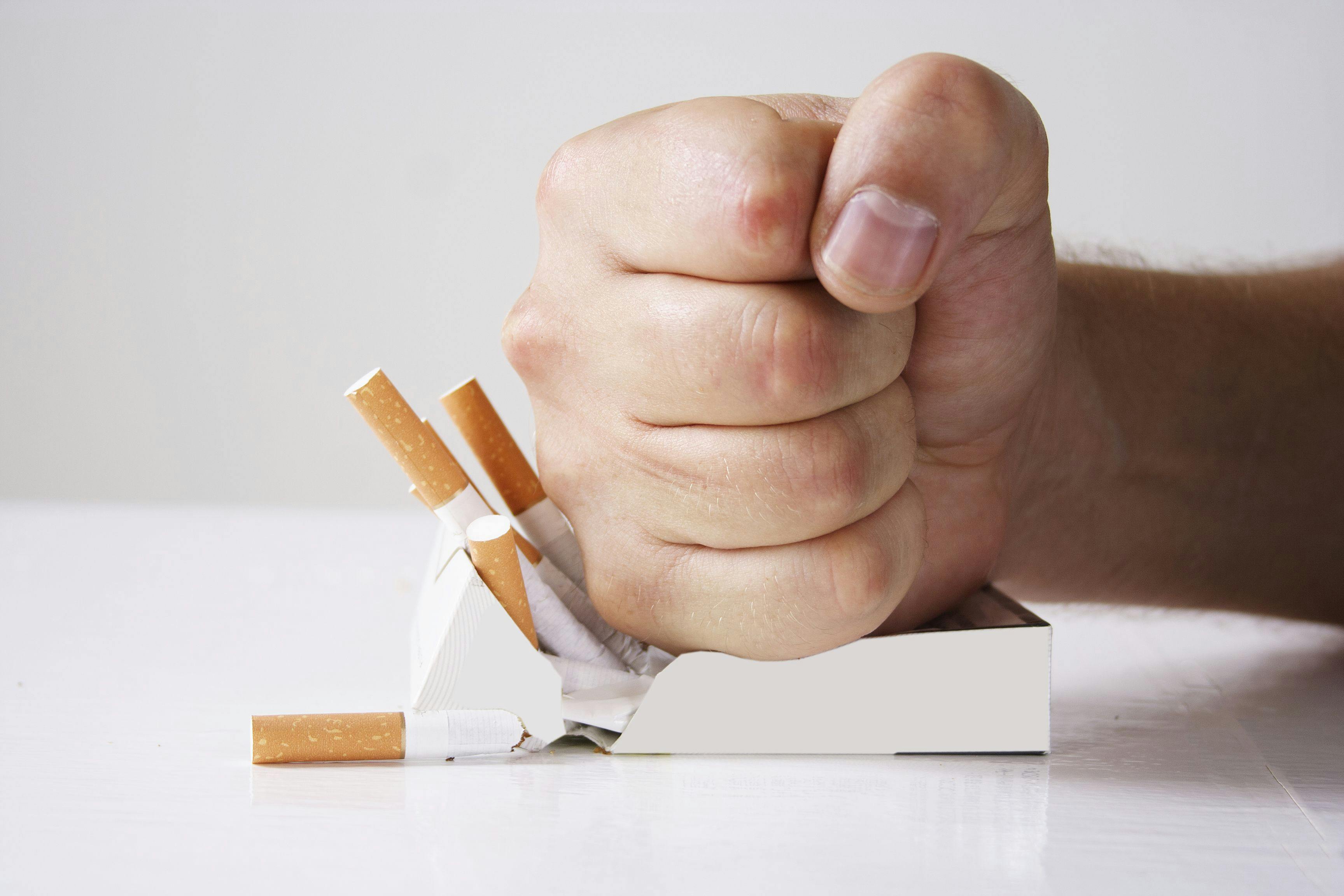Smoking, Insurance Coverage Show Link in Those With Mental Health Disorders, SUD