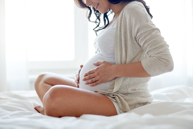 Pregnant woman -- Image credit: Syda Productions | stock.adobe.com