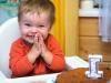 Trending News Today: Low-Income Toddlers Fall Through Medicaid Coverage Cracks