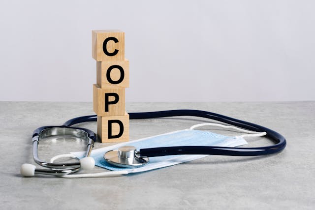 Word COPD is made of wooden cubes with stethoscope and medicine mask. | Image credit: Maks_Lab - stock.adobe.com